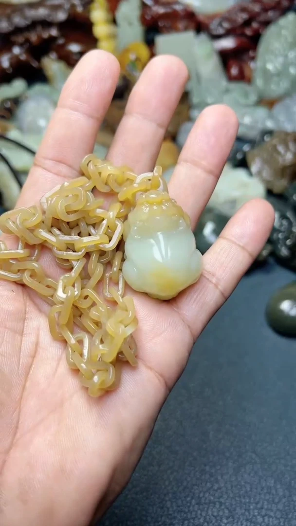 和田玉未镶嵌挂件-