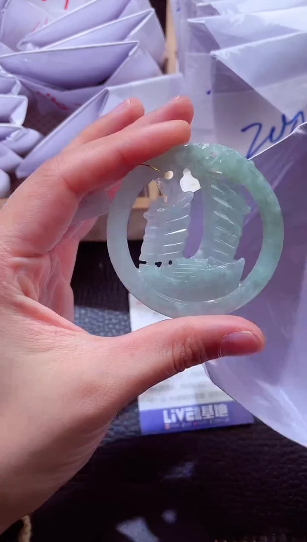 颈饰未镶嵌翡翠00004878