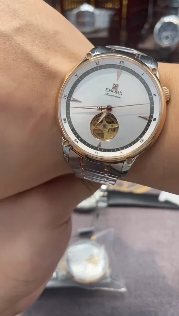 孤品闪电购手表一只