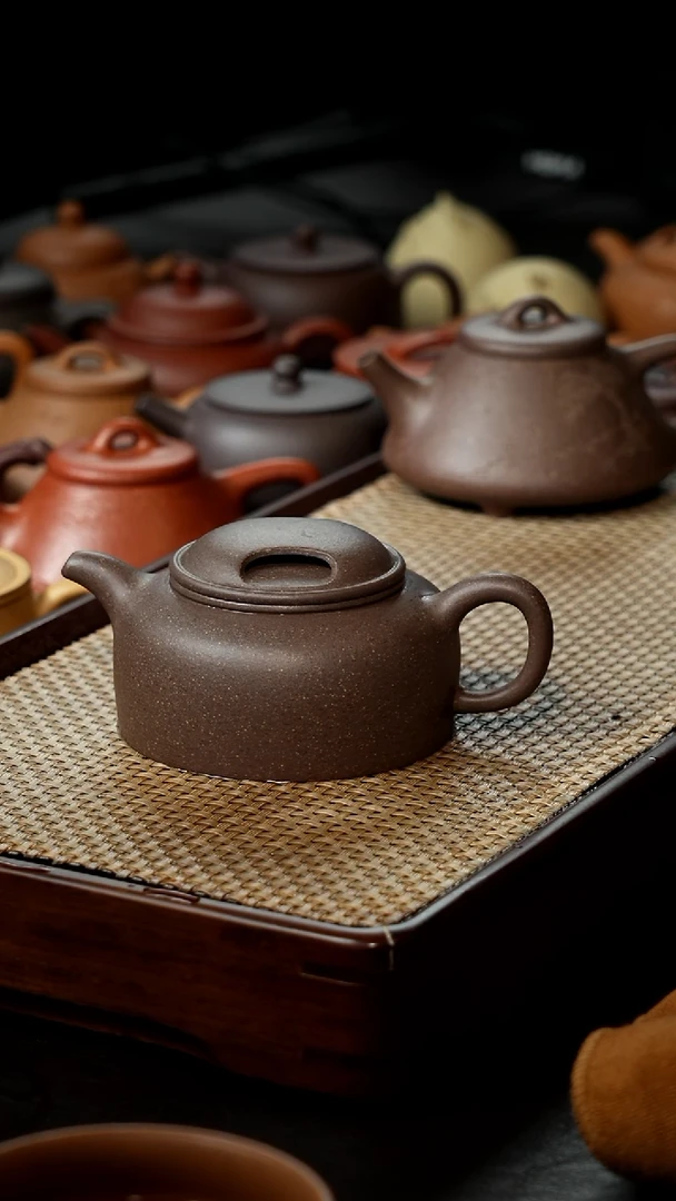 【闪购商品】紫砂茶壶青花段牛盖莲子170cc