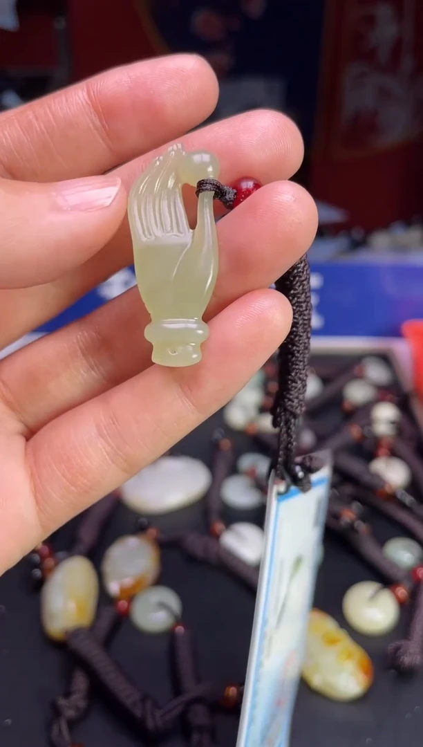 颈饰未镶嵌和田玉132