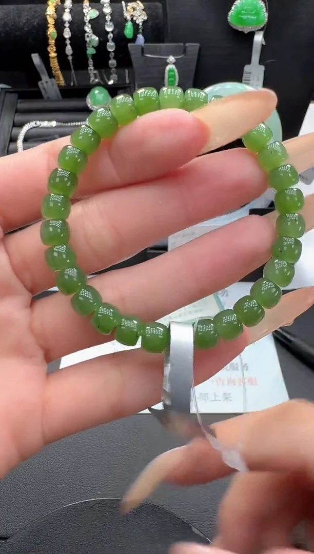 未镶嵌和田玉挂件和田玉珠串