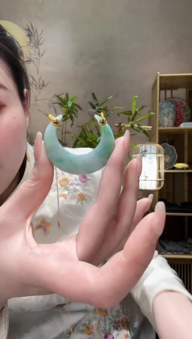 【闪购商品】翡翠耳饰未镶嵌吊坠