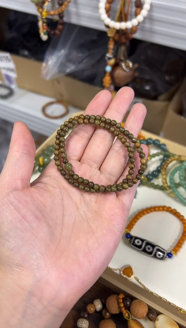 未镶嵌维腊木（绿檀）手串和田玉绿檀木款双圈手链[0526]