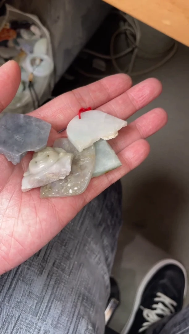 【闪购商品】定制翡翠未镶嵌毛货-不退不换