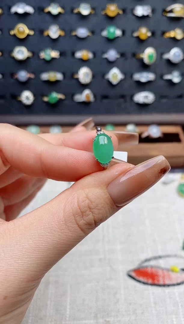 银S925镶嵌戒指翡翠.