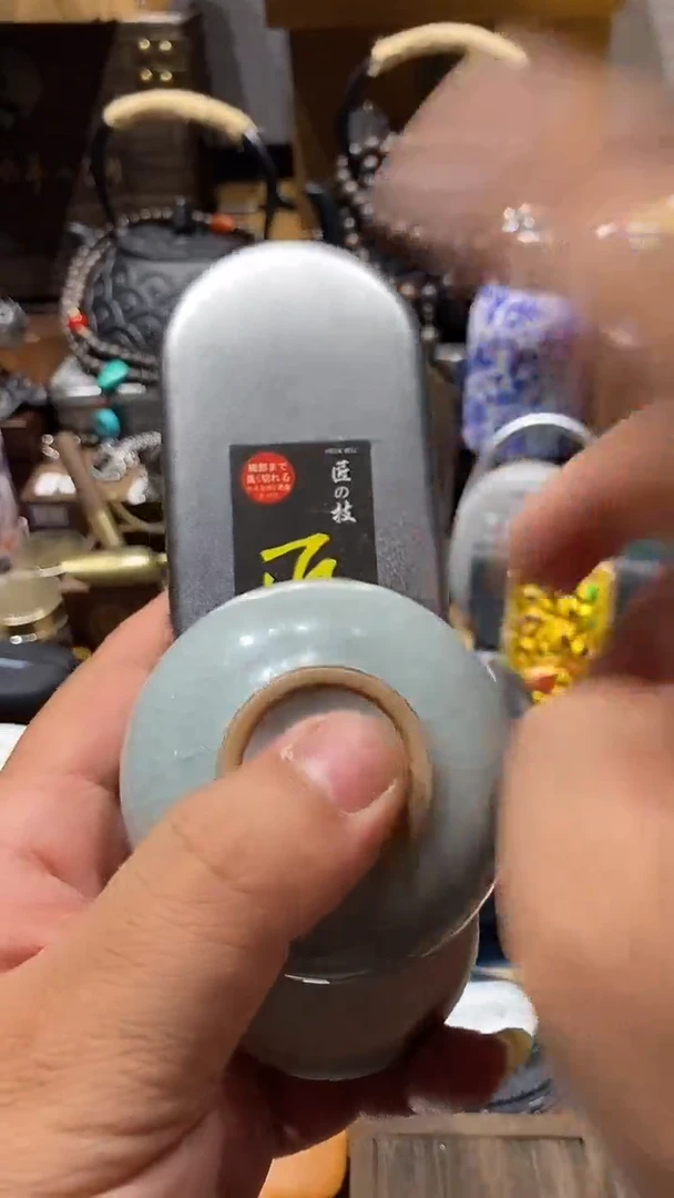 瓷片闪购商品 如图所示