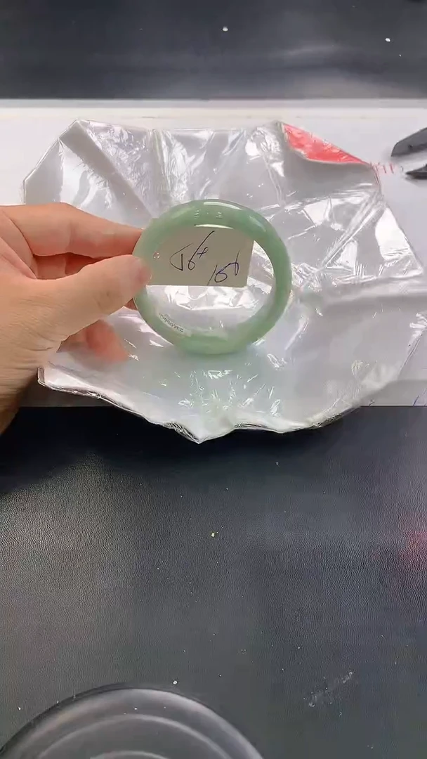 未镶嵌手镯翡翠150