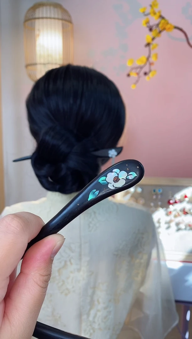 【闪购商品】东非黑黄檀（紫光檀）木雕山茶单朵花