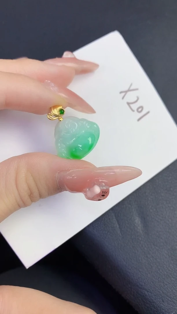 颈饰未镶嵌翡翠缅甸天然翡翠A货