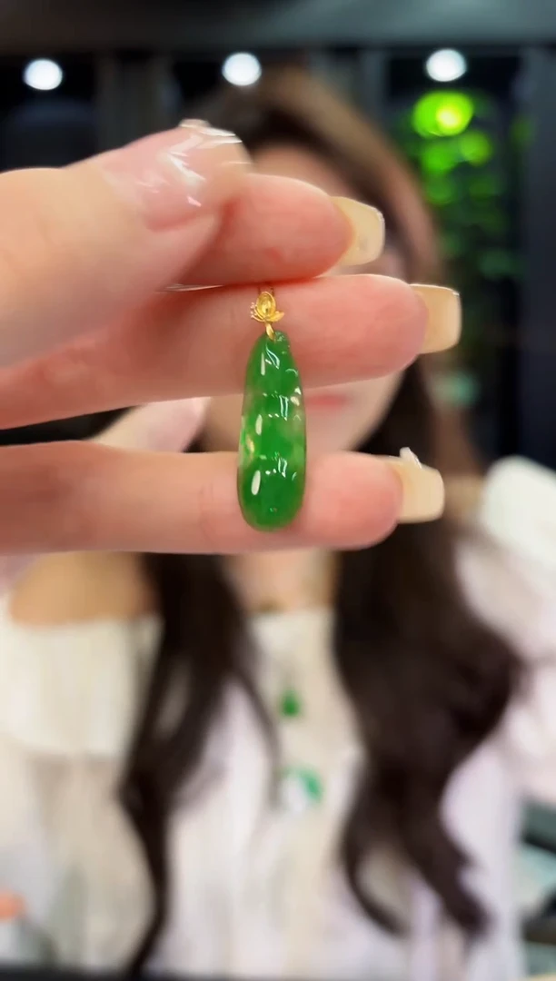 翡翠18K金镶嵌颈饰 缅料A货/支持复检/一件