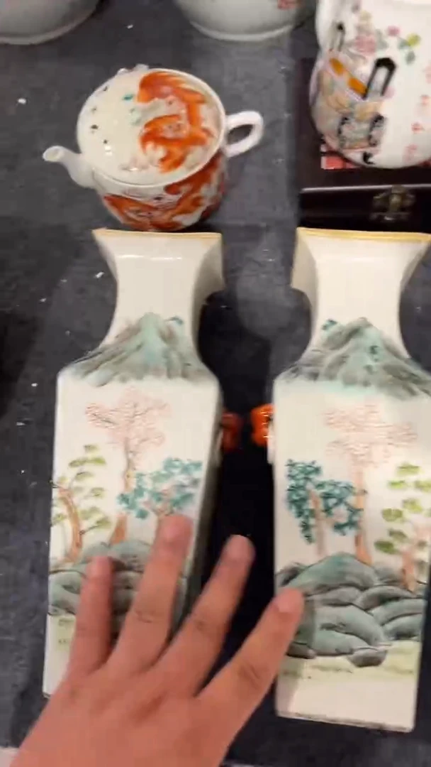 摆件瓷摆件瓷摆件山水四方瓶