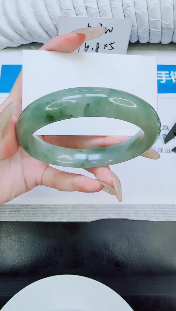 未镶嵌手镯石英质玉350/59