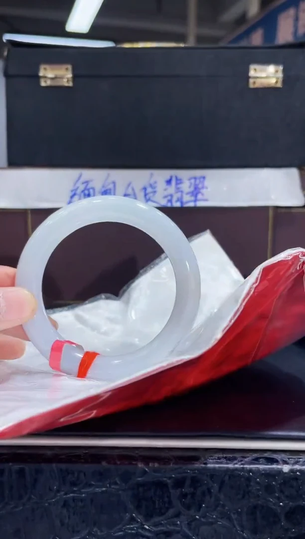 未镶嵌手镯翡翠21