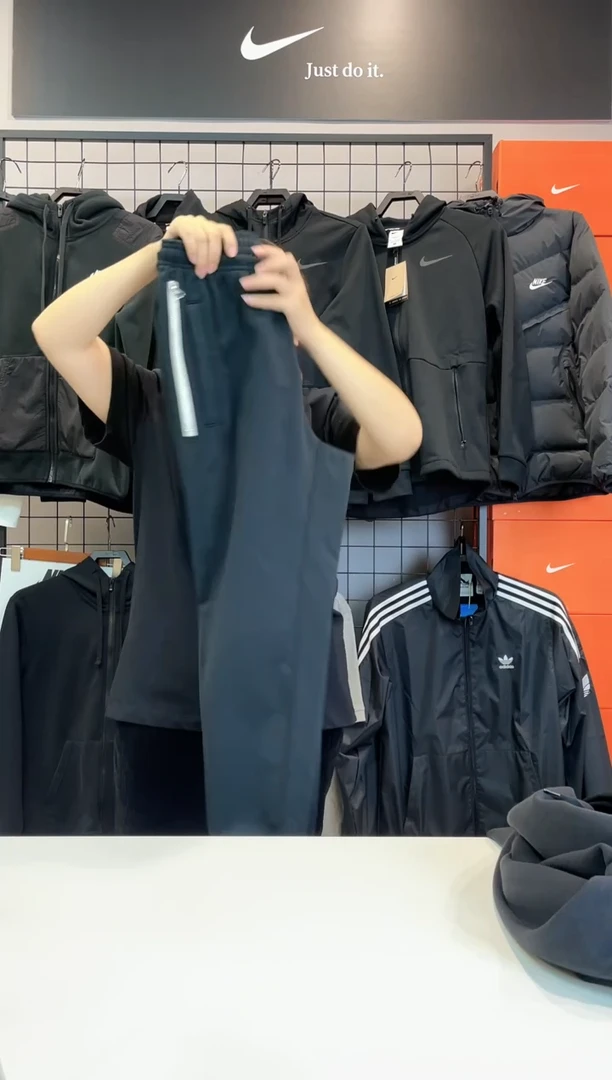 6366 黑色 长裤 L码140斤-160斤  不退换