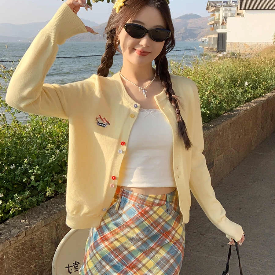 黄色针织外套开衫女春秋长袖外搭上衣女2025新款爆款毛衣休闲