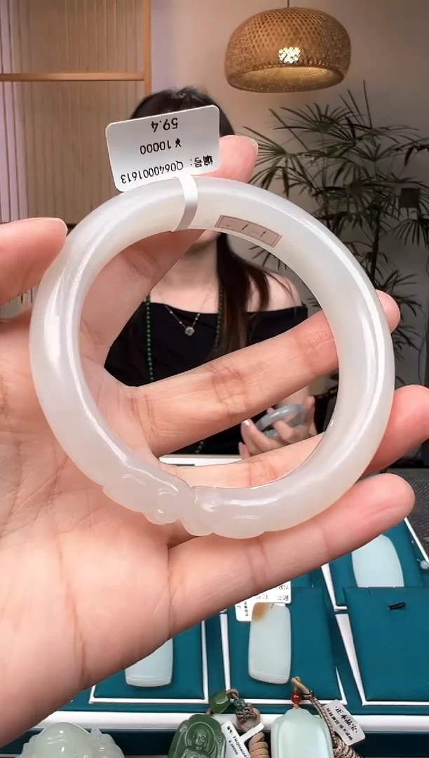 和田玉手镯未镶嵌59.4  Q