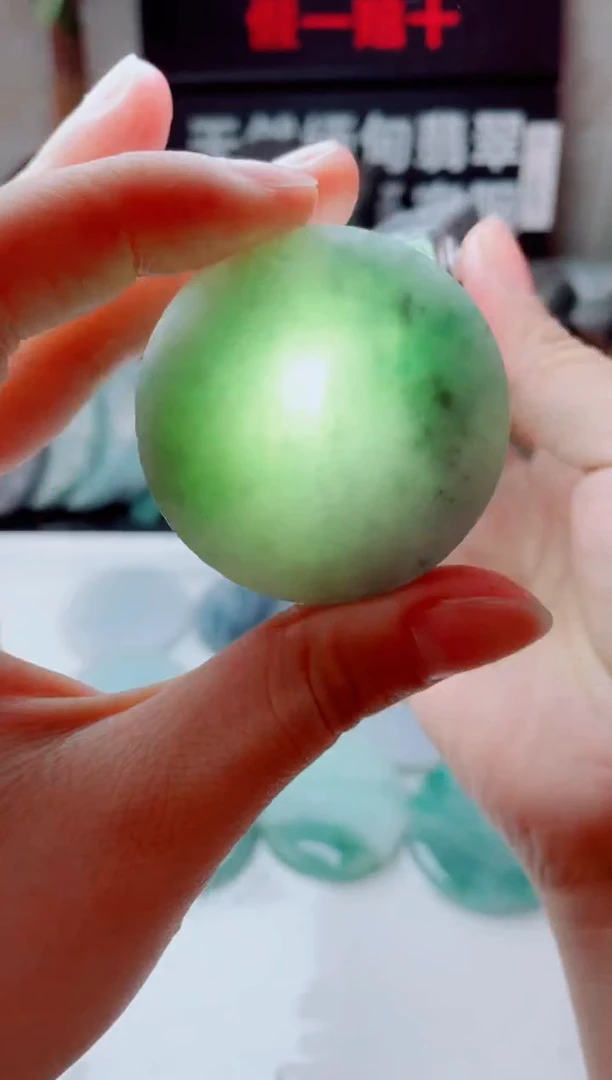 翡翠未镶嵌颈饰849.....