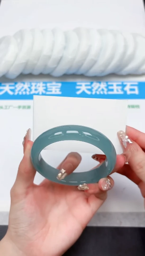 未镶嵌手镯石英质玉102-60.0