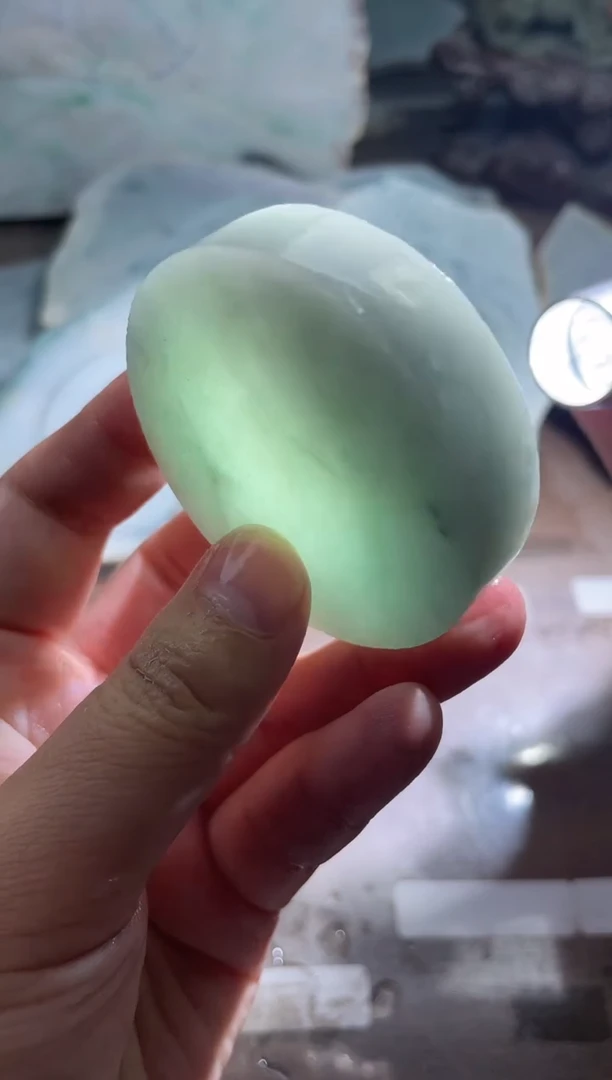 翡翠未镶嵌颈饰零零23