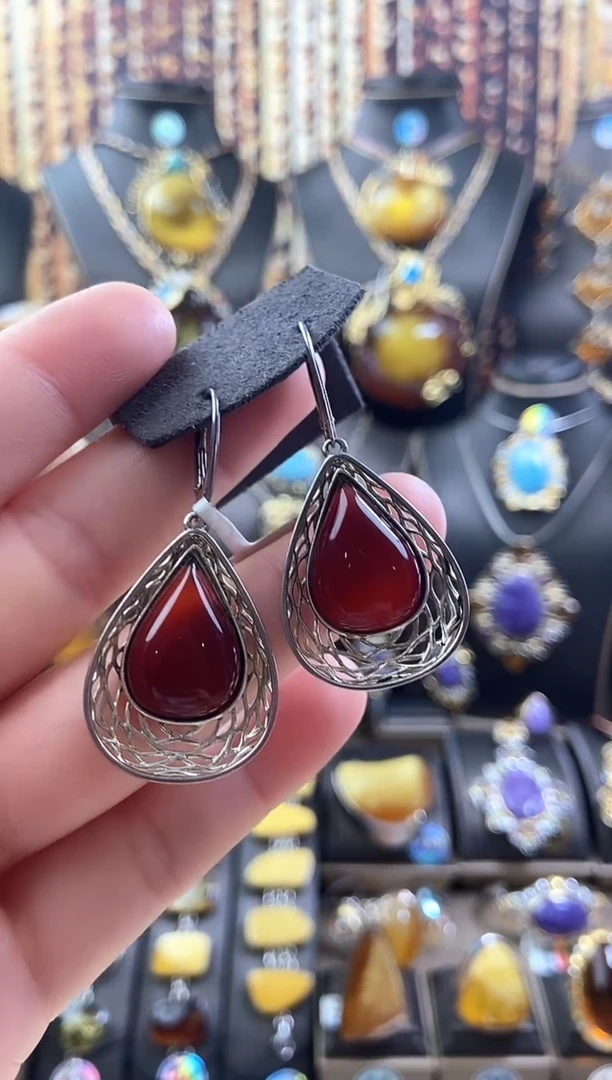 琥珀银S925镶嵌耳饰血珀耳环