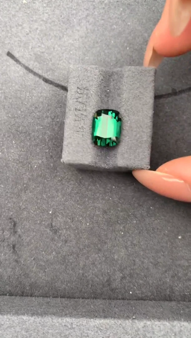 未镶嵌珠宝半成品碧玺4.3ct碧玺  FB定制