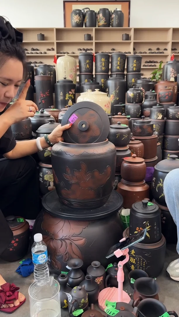 罐瑕疵小水缸13升 荷花  128