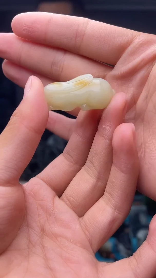 未镶嵌和田玉挂件1