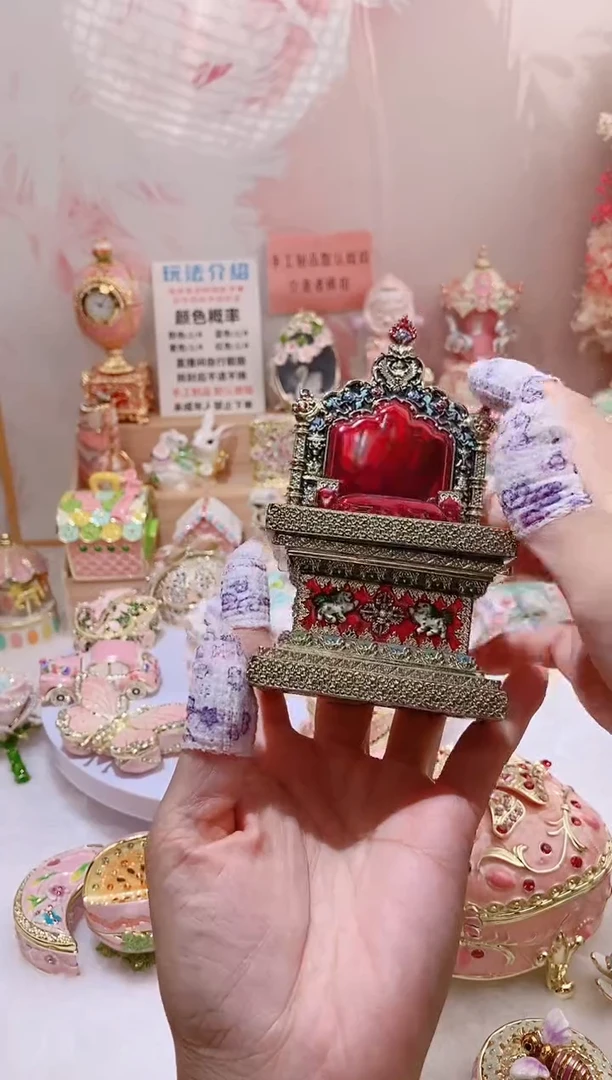 珐琅彩中古首饰盒摆件