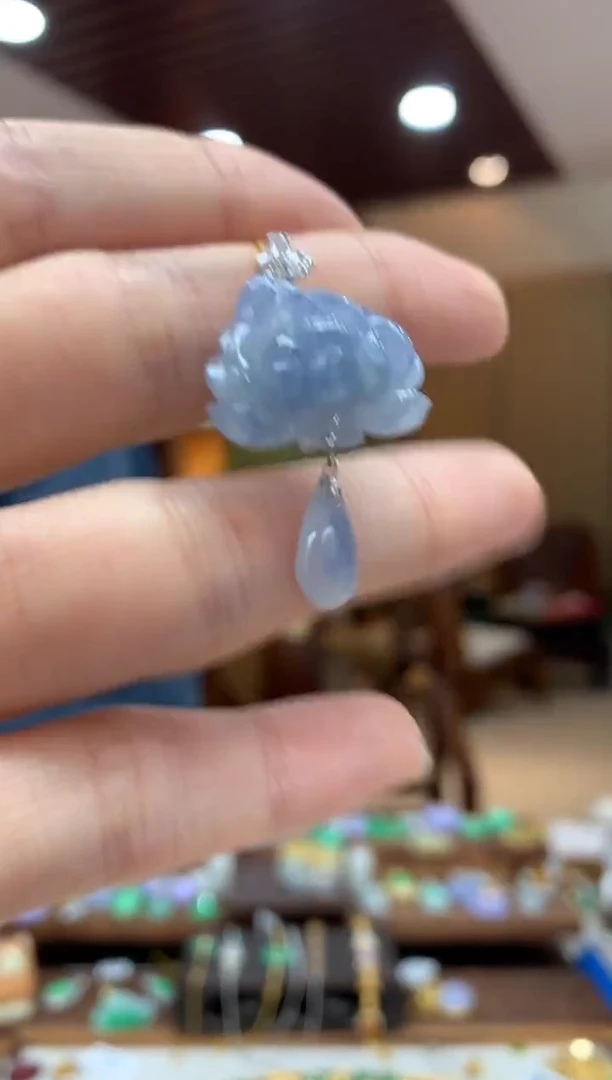 吊坠(不含链)18K金镶嵌翡翠莲花