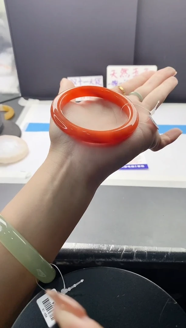 未镶嵌手镯石英质玉j198-HHB57+