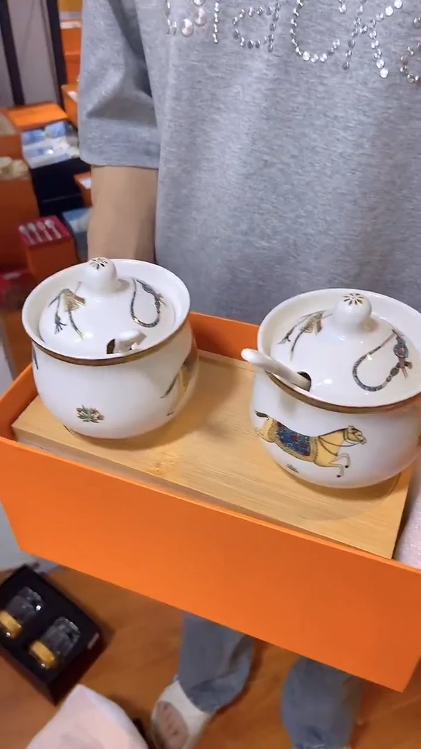 杯鸿辉家品牌瓷器，京东包邮！