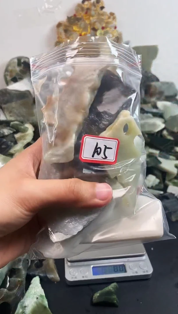 未镶嵌和田玉摆件105