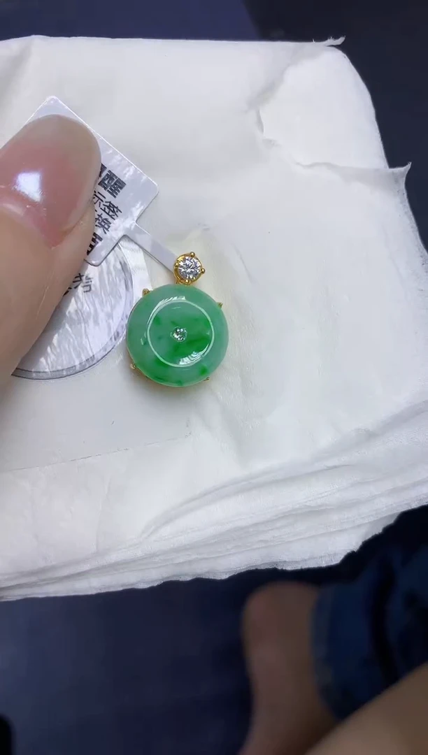 颈饰未镶嵌翡翠天然缅甸翡翠A货多样性发一件