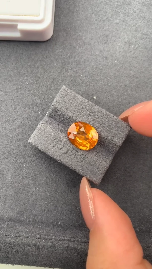 裸石彩色蓝宝石4.5ct黄蓝宝 定制  FH