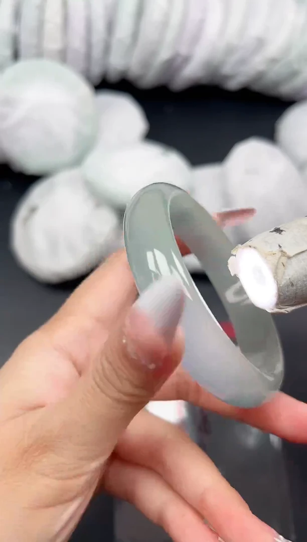 精品手镯，一物一拍E-027