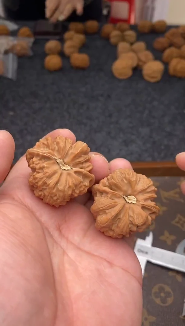 把件文玩核桃B54号40尺凹底全品