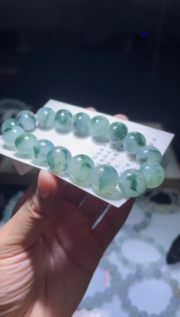 未镶嵌定制翡翠翡翠手串