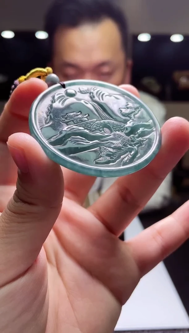 【闪购商品】翡翠吊坠(不含链)未镶嵌天然A货翡翠