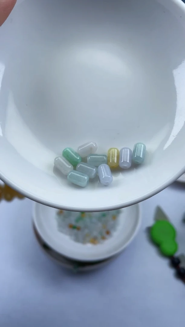 【闪购商品】翡翠颈饰未镶嵌缅甸天然翡翠（10颗）242