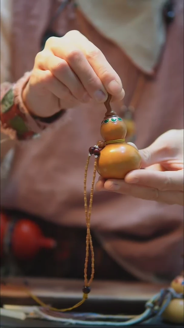 【路师傅原创手作天然葫芦】（编号Q6