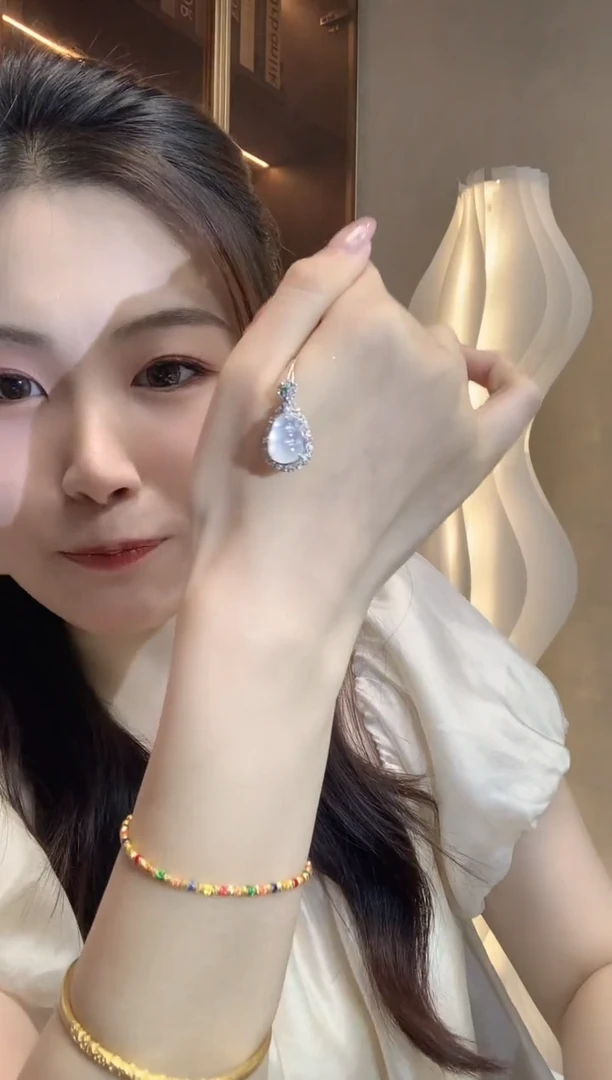 翡翠18K金镶嵌吊坠(不含链)C2翡翠