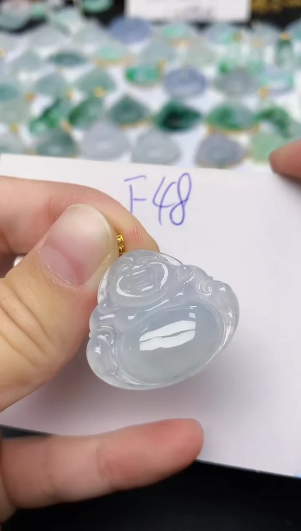 颈饰18K金镶嵌翡翠 天然缅甸A货翡翠百元以上9元证书费自理