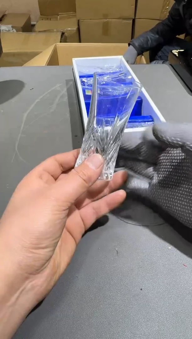 【闪购商品】杯小四孤品收藏中古品