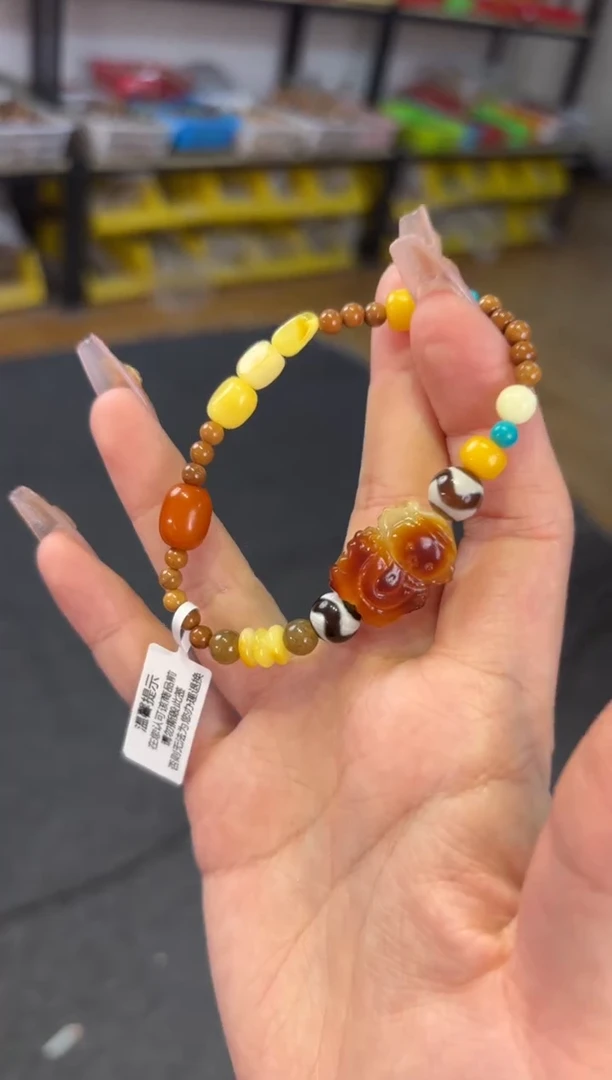 【闪购商品】蜜蜡手链未镶嵌    BT蜜蜡多宝单圈多样性发其一