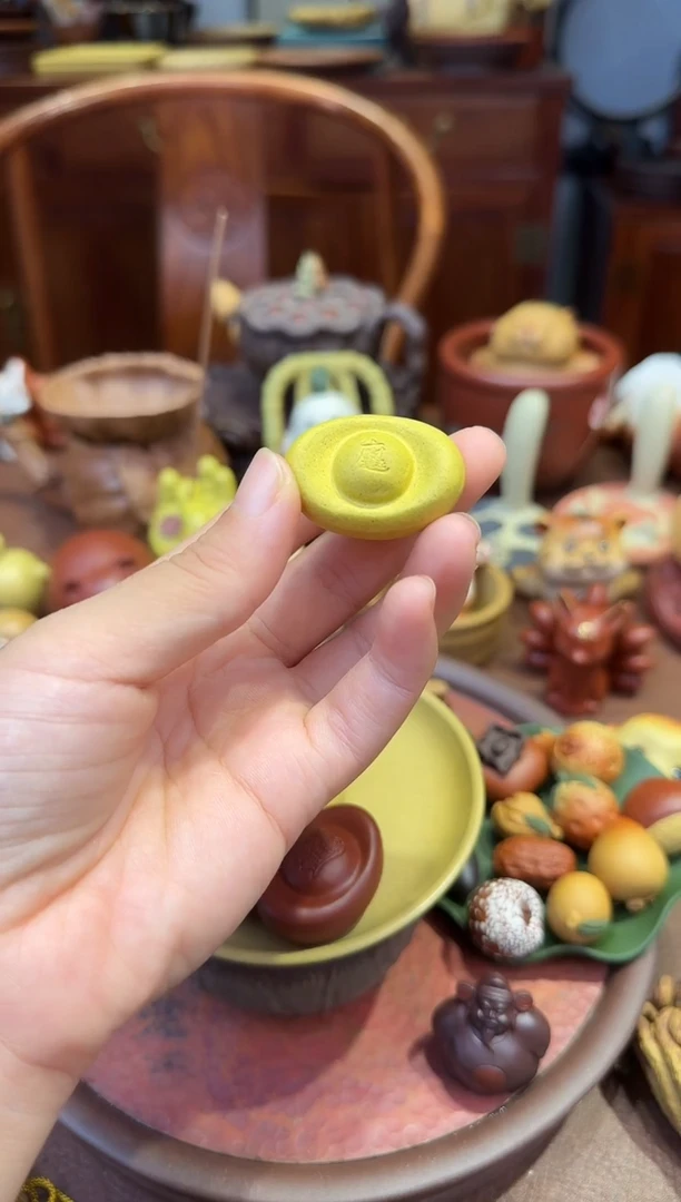 紫砂茶宠段泥元宝
