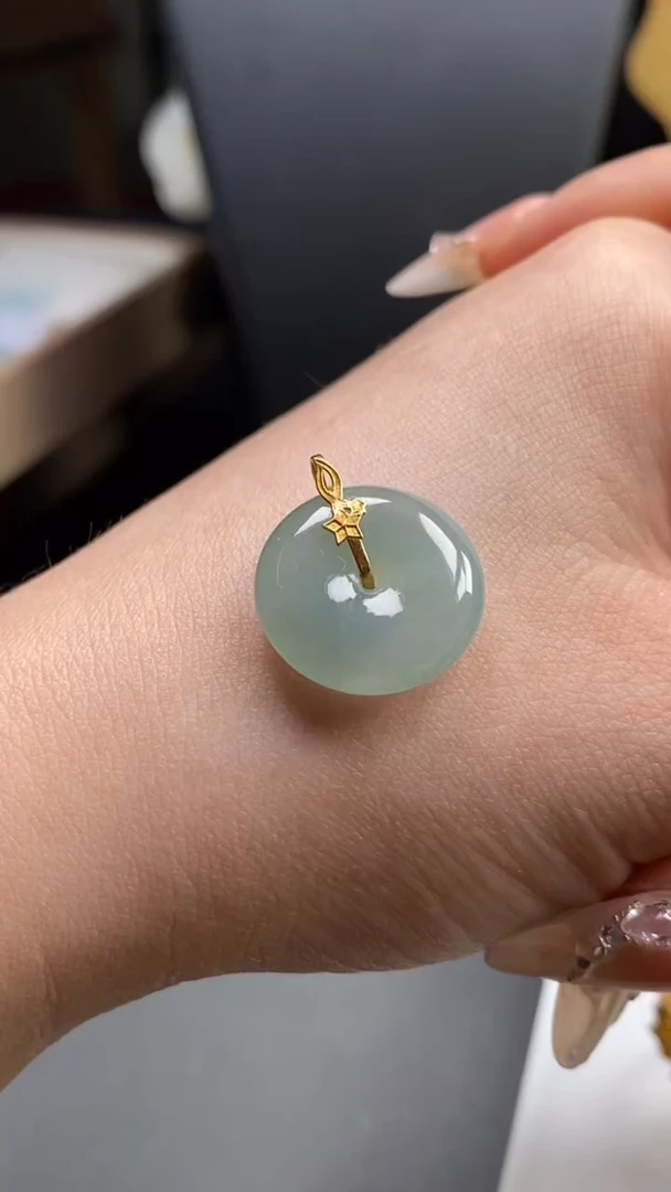 翡翠18K金镶嵌吊坠(不含链)平安扣