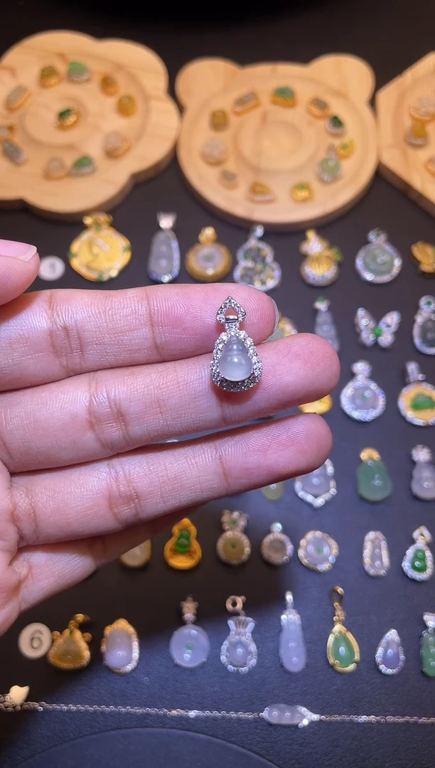 吊坠(不含链)银S925镶嵌翡翠1