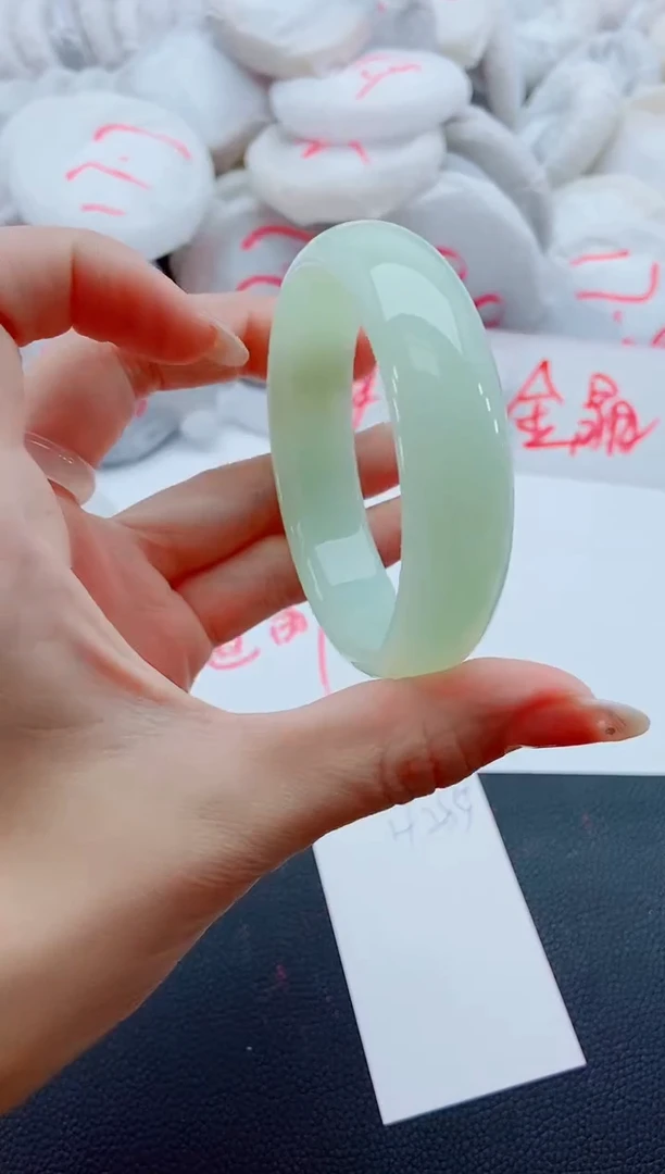未镶嵌手镯石英质玉H285-57-58
