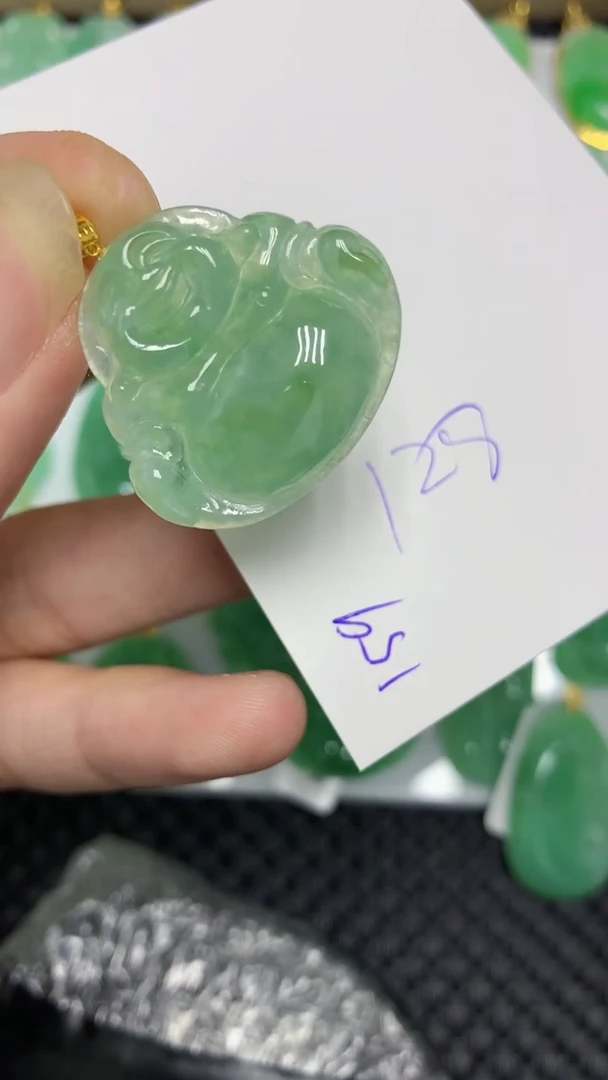 颈饰18K金镶嵌翡翠缅甸A货翡翠